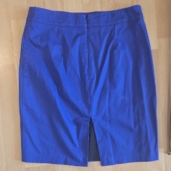 Vibrant Purple Pencil Skirt - Picture 5 of 6